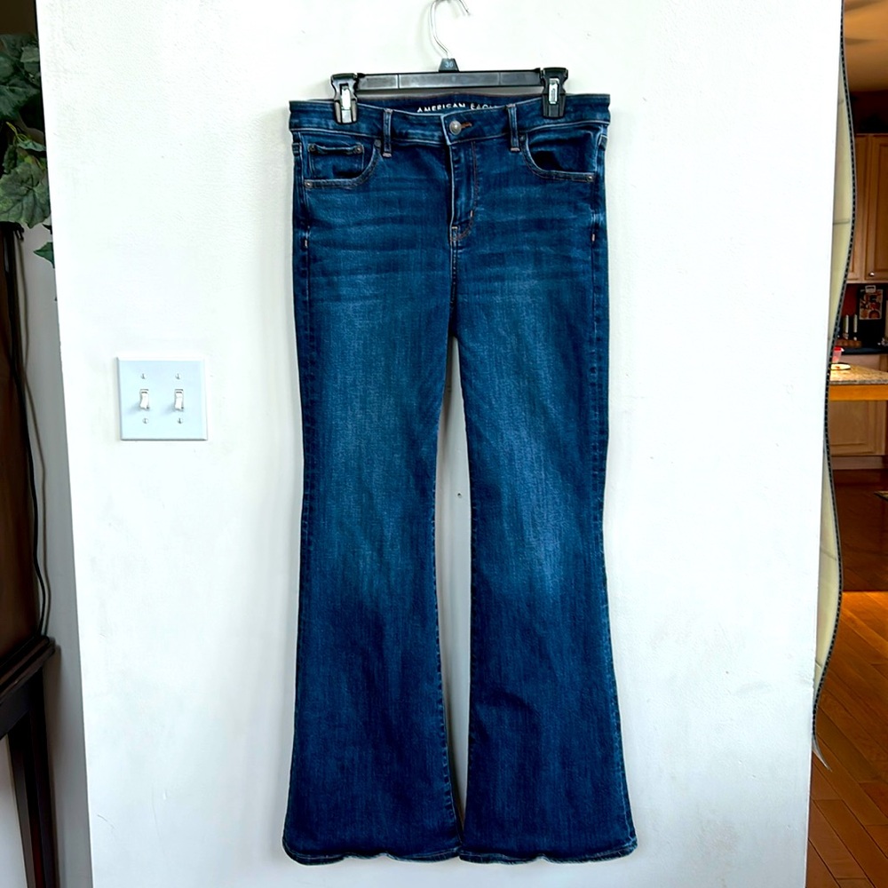 American Eagle low rise flare next level stretch jeans